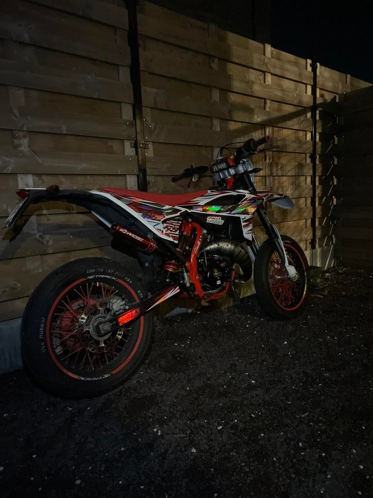 Beta rr 50 track, Fietsen en Brommers, Brommers | Overige merken, Ophalen, 6 versnellingen, 70 cc, Zo goed als nieuw