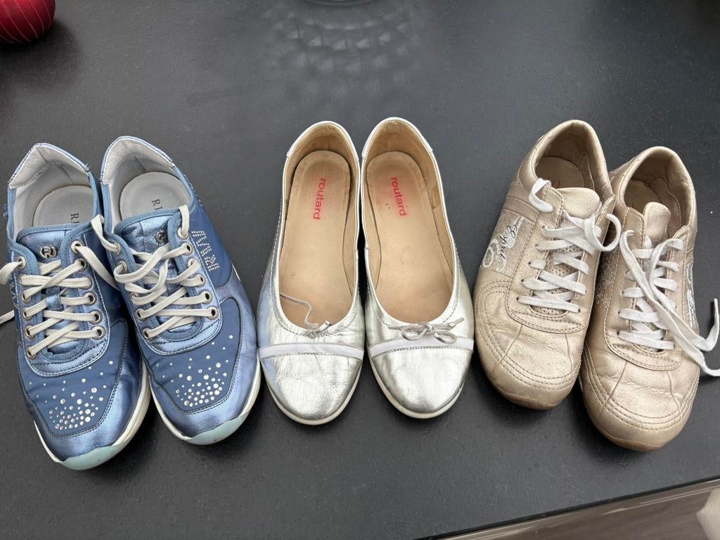 3 paires de chaussures en 39, Vêtements | Femmes, Chaussures, Enlèvement ou Envoi, Porté, Autres types