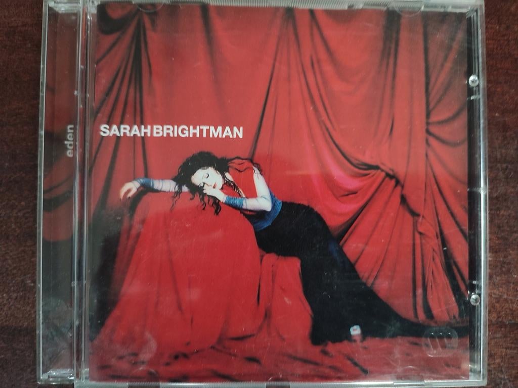 CD : SARAH BRIGHTMAN - EDEN, Ophalen of Verzenden, Zo goed als nieuw
