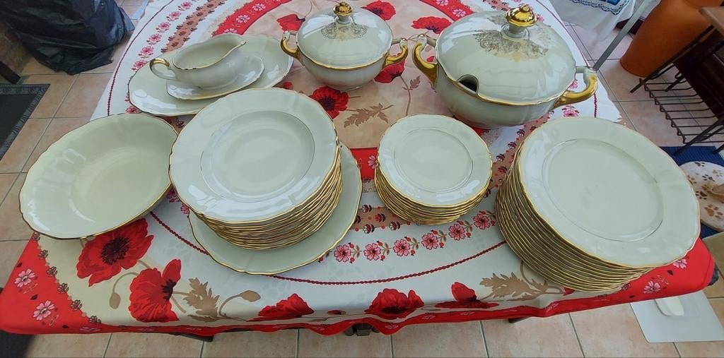 Service de table impeccable beige, Antiquités & Art, Antiquités | Services (vaisselle) complet, Enlèvement