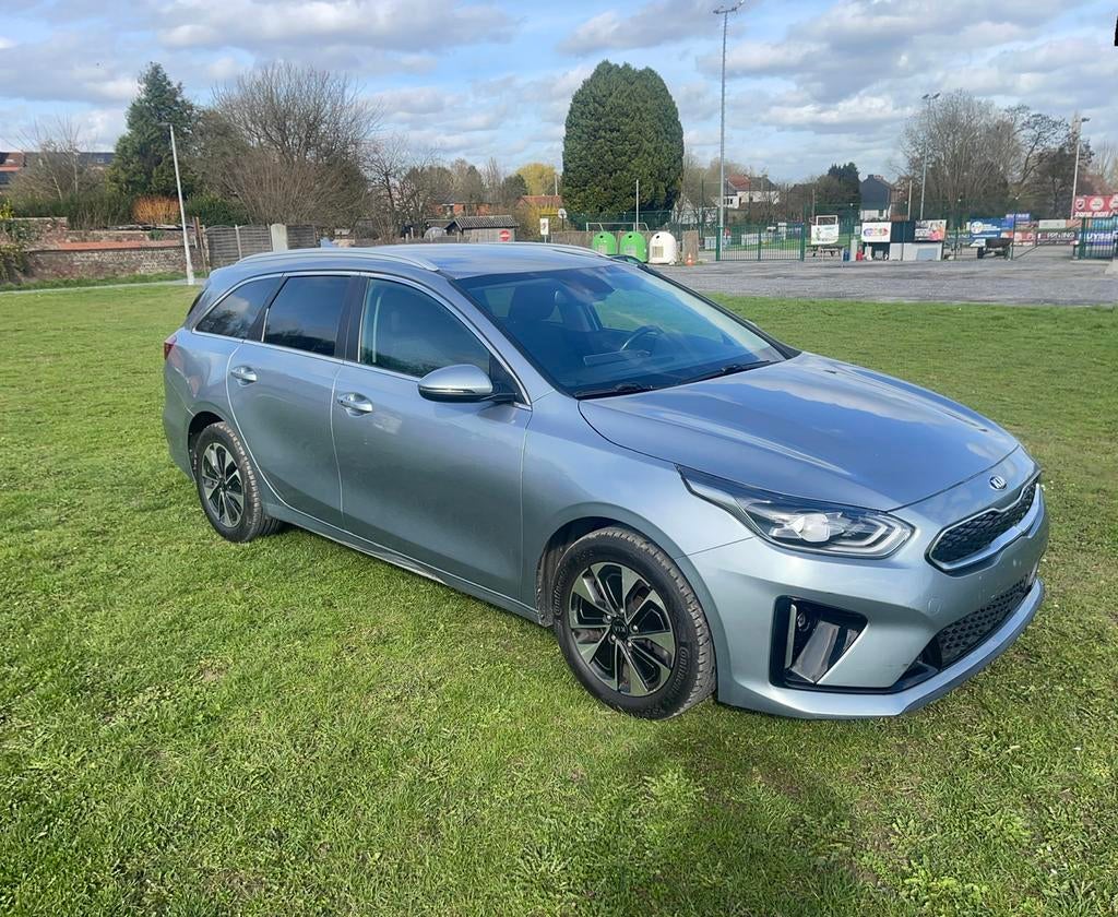 Kia Ceed Hybrid te koop, Auto's, Kia, Stof, 4 cilinders, 1600 cc, 5 deurs