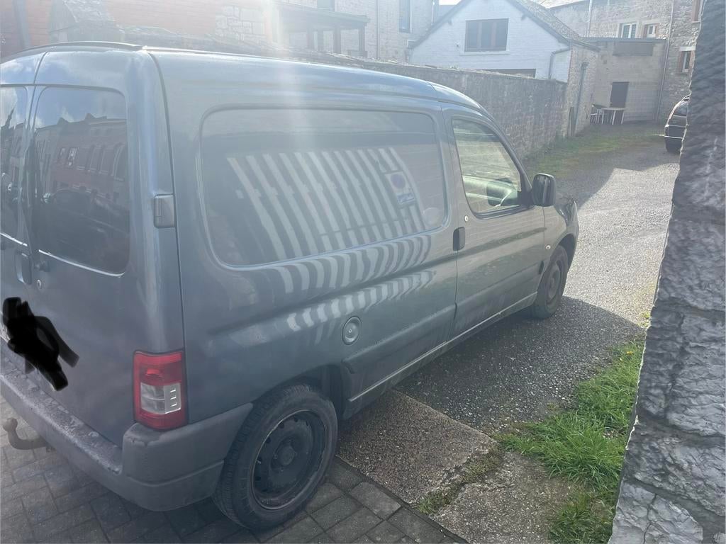 Peugeot partner, 2008. 1.6HDI 350 000 km, export, Auto's, Voorwielaandrijving, 16 cc, Particulier, 2 zetels