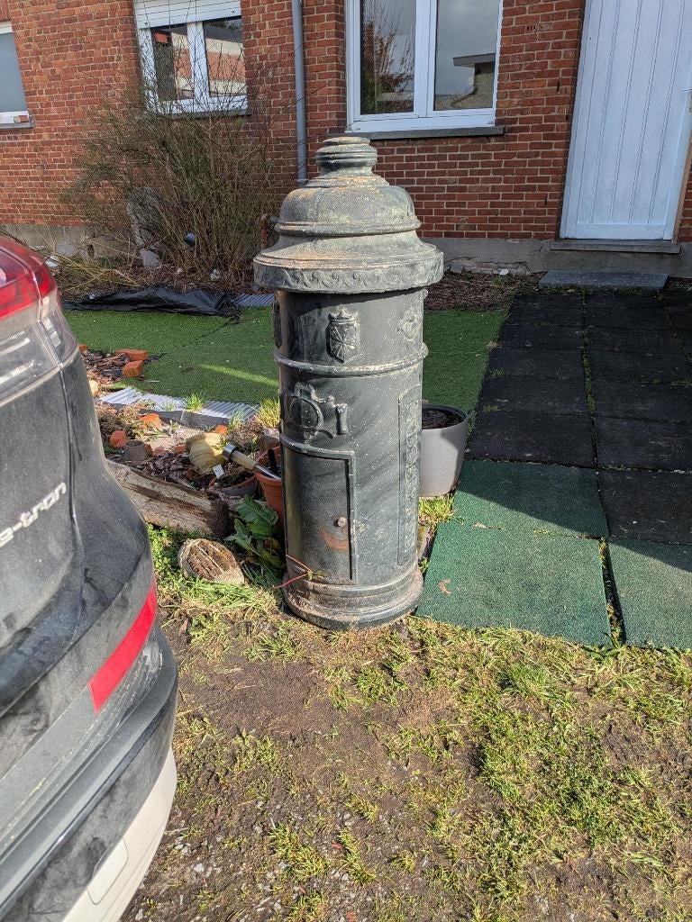 klassieke, zware brievenbus, Enlèvement, Utilisé, Pierre, Sur pied