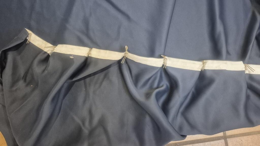 Zonnewerende gordijnen, Huis en Inrichting, Stoffering | Gordijnen en Lamellen, Ophalen, Zo goed als nieuw, 200 cm of meer, 200 cm of meer