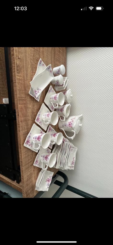 Ontbijt servies, Huis en Inrichting, Keuken | Servies, Ophalen, Zo goed als nieuw, Compleet servies