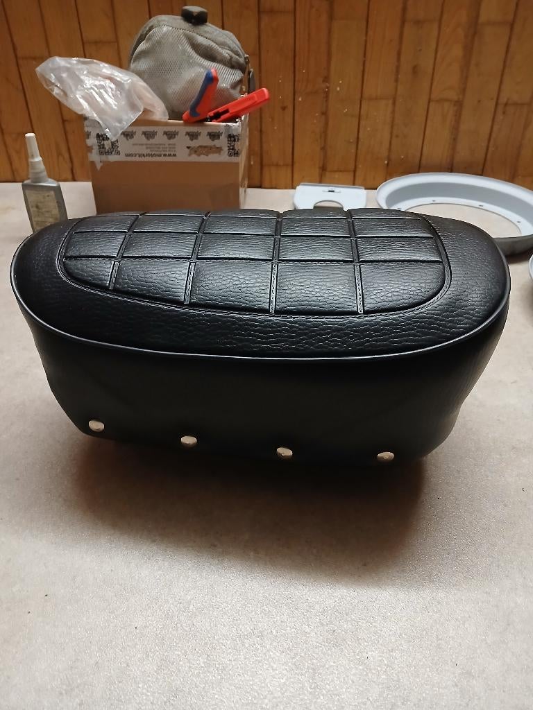 Honda z50j z50j1 z50a stoel, Ophalen of Verzenden, Gereviseerd