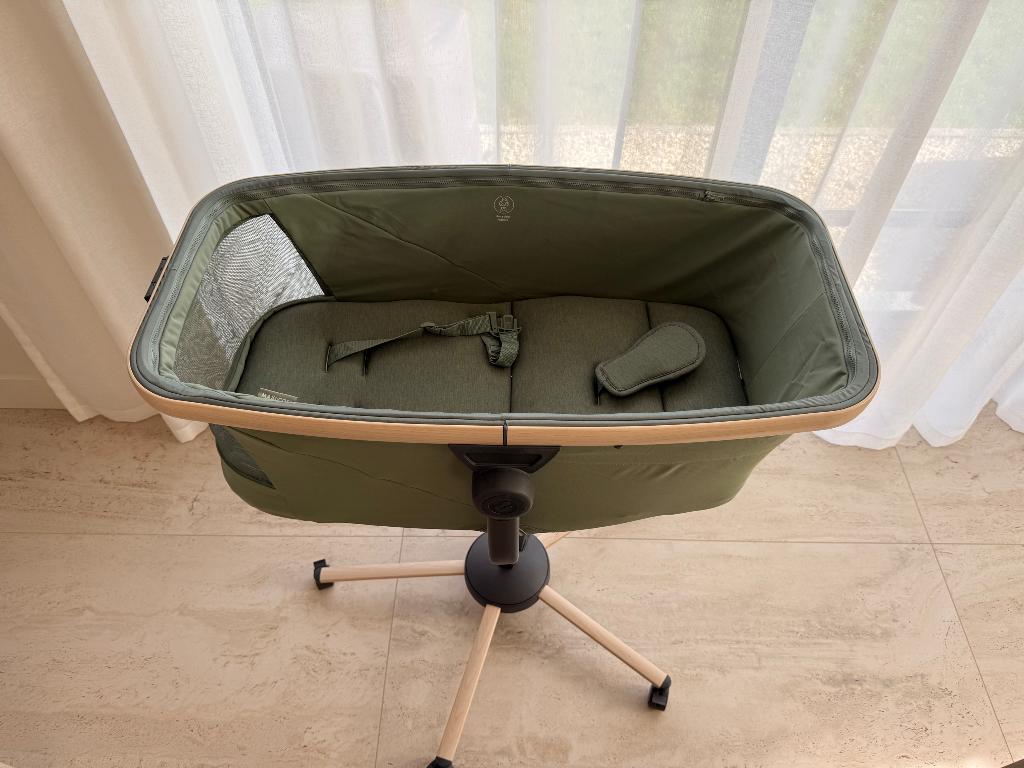 Baby wieg met wieltjes, Kinderen en Baby's, Ophalen, Zo goed als nieuw, Wieg