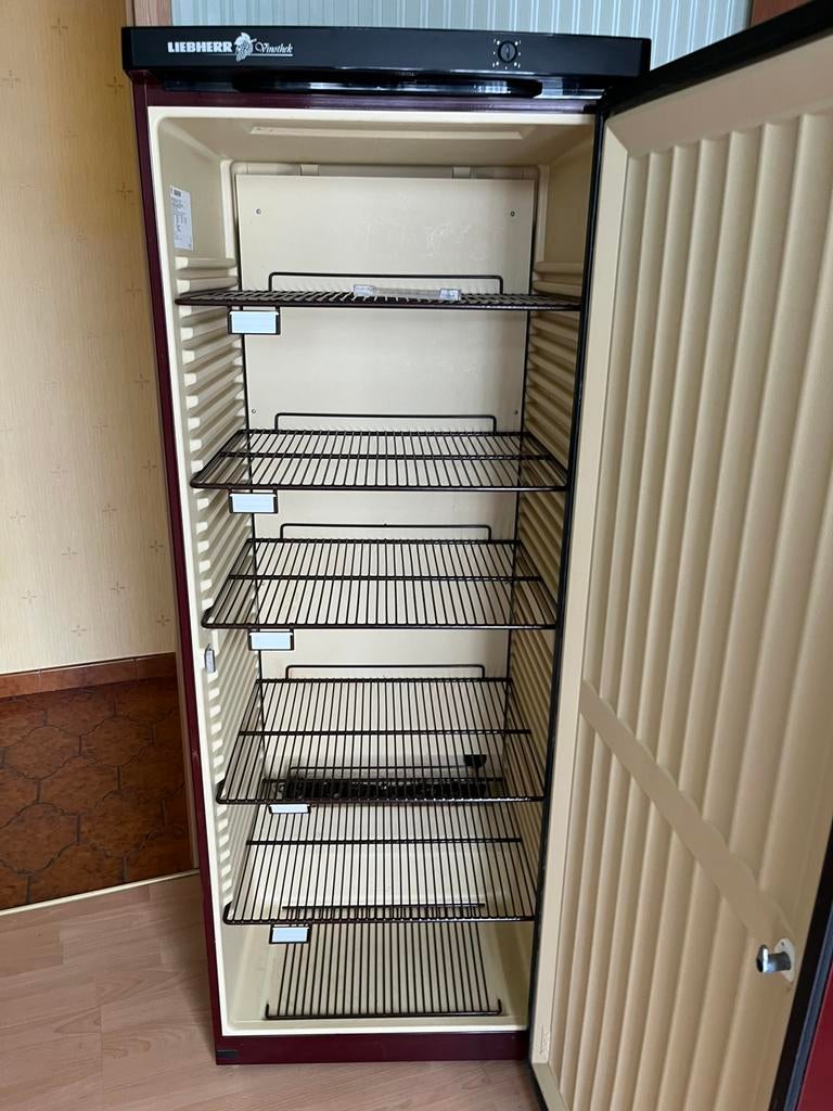 Cave a vin, Enlèvement, Comme neuf