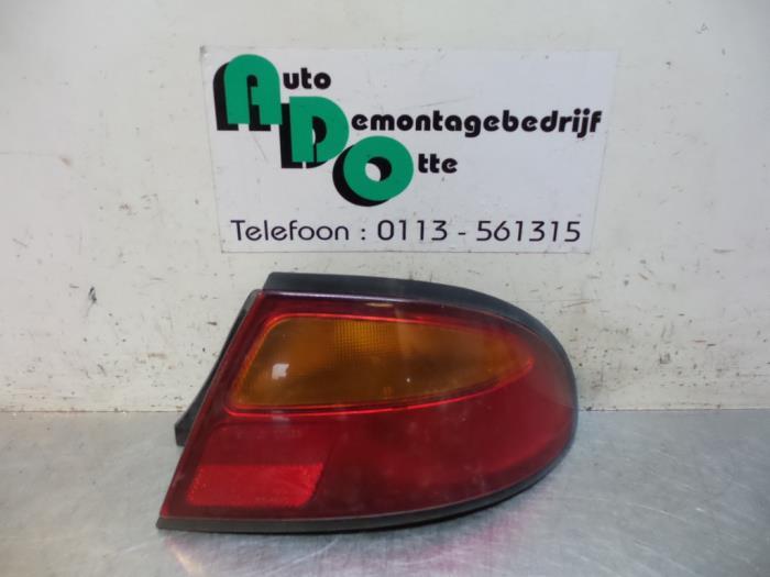 Achterlicht rechts van een Mazda 323F (323F BA 94-), Gebruikt, -, -, Ophalen of Verzenden