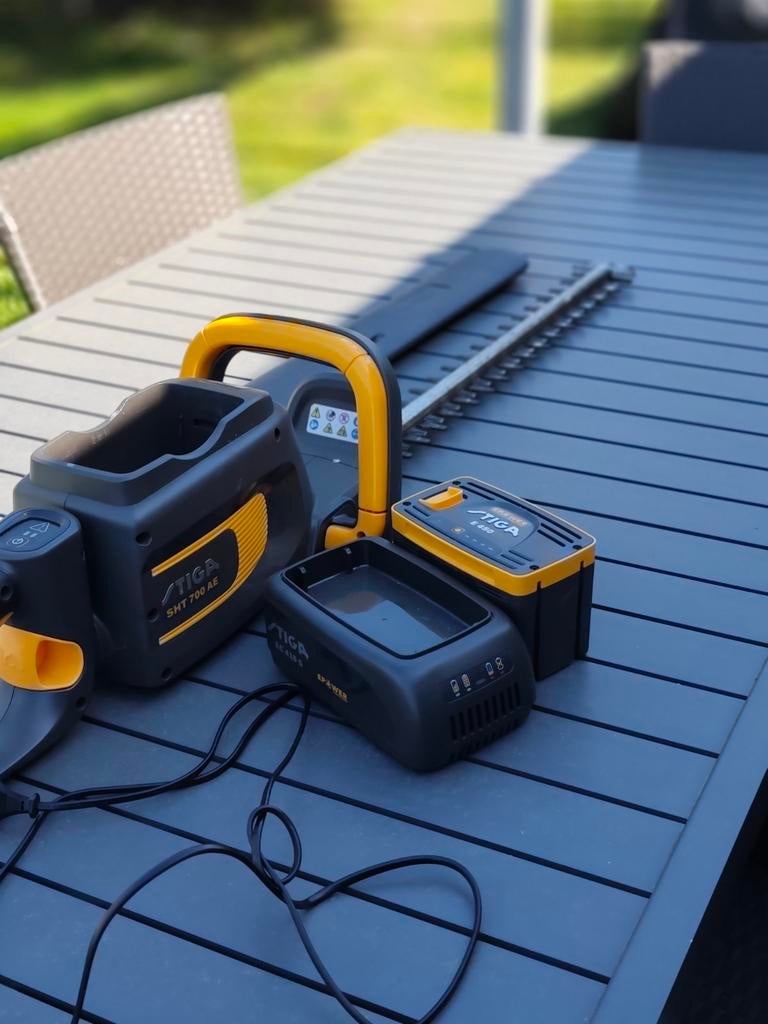 Stiga hegenschaar, Jardin & Terrasse, Taille-haies, Enlèvement, Comme neuf, Batterie, Stigma