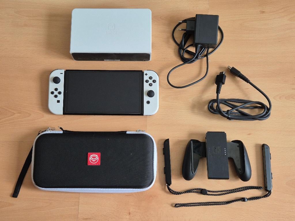 Nintendo Switch OLED-console in zeer goede staat, Ophalen, Gebruikt, Switch OLED
