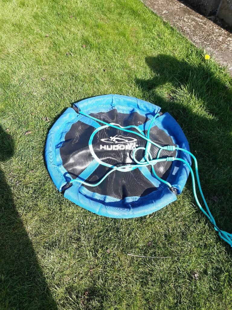 Nestschommel met gratis tent en verlichting, Ophalen, Zo goed als nieuw, Schommel