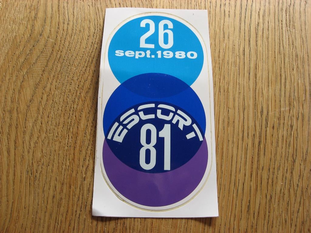 Autocollant Escort 81 Ford 8 x 15,5 cm, Collections, Autocollants, Enlèvement ou Envoi, Neuf, Voiture ou Moto