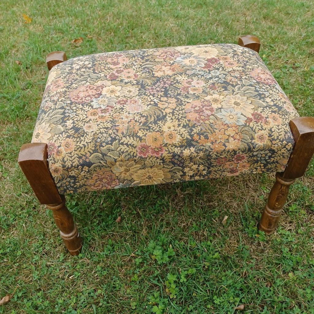 voetbankje, Enlèvement, Tissus