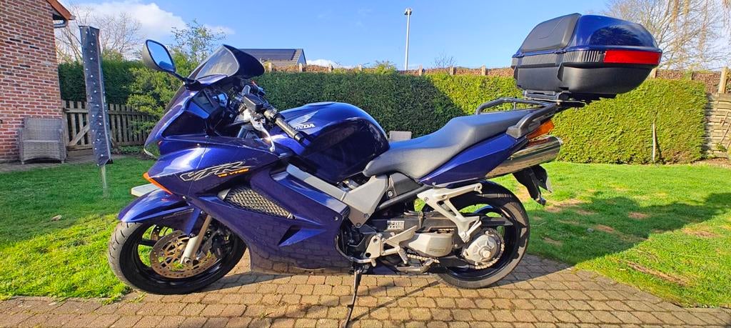 Honda VFR 800, Motoren, Motoren | Honda, 4 cilinders, Motorrijbewijs A, Meer dan 35 kW, 800 cc