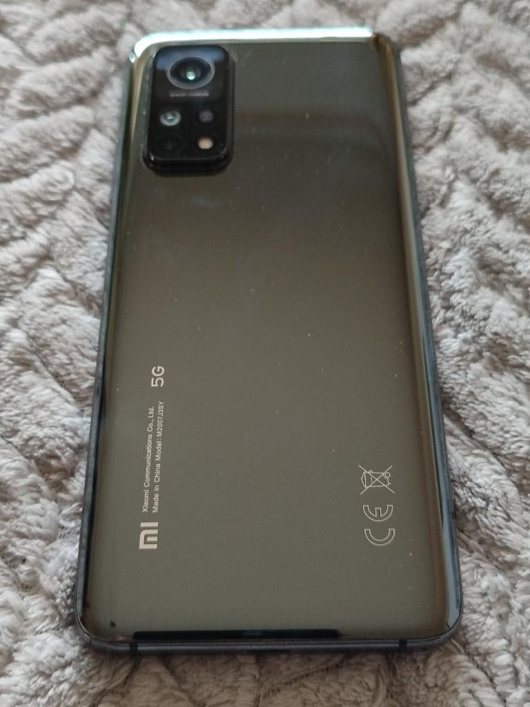 MI 10T. Zo goed als nieuw, Ophalen of Verzenden, Zwart