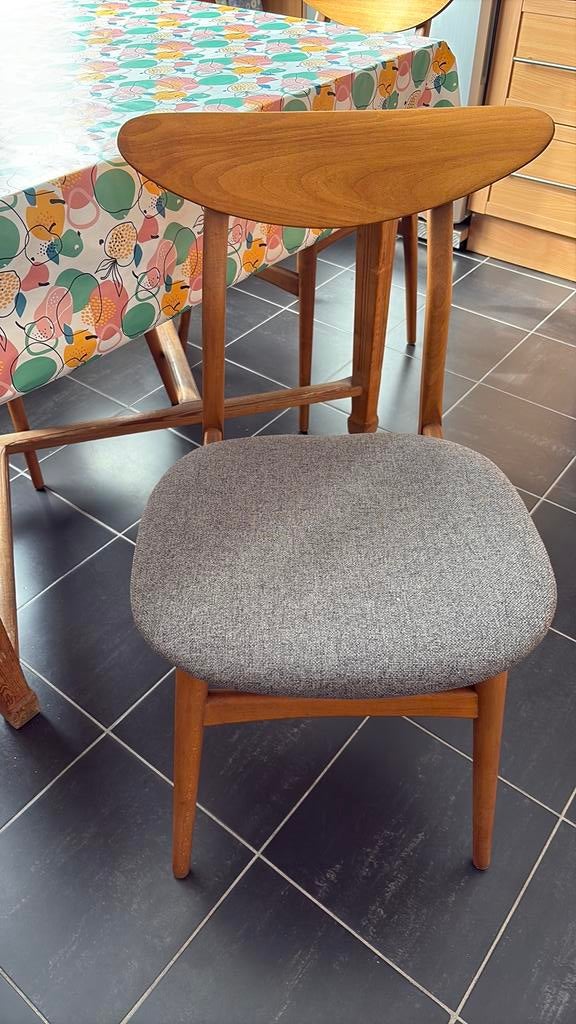 4 stoelen te koop, Ophalen
