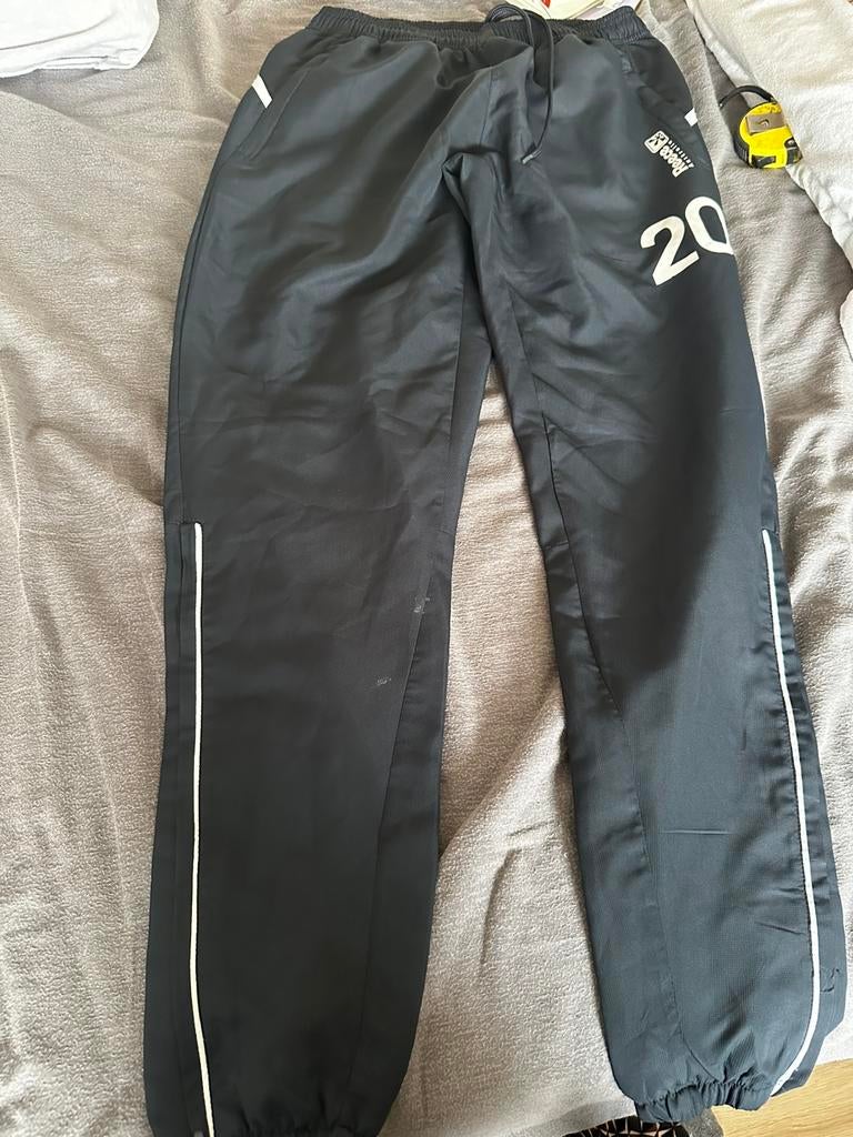 M hockeybroek, Sport en Fitness, Hockey, Ophalen of Verzenden, Zo goed als nieuw, Kleding