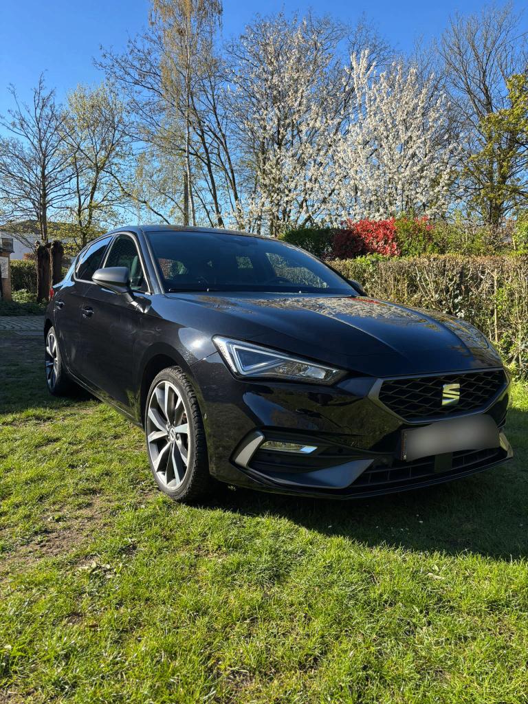Seat Leon PHEV FR E-Hybrid met PANO-dak, Auto's, Seat, Particulier, Leon, ABS, Achteruitrijcamera, Adaptieve lichten, Adaptive Cruise Control