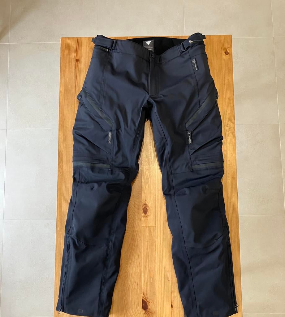 Dainese Pantalon Moto Mangen Absoluteshell taille 54 Homme, Vêtements | Hommes, Pantalons, Comme neuf, Enlèvement ou Envoi