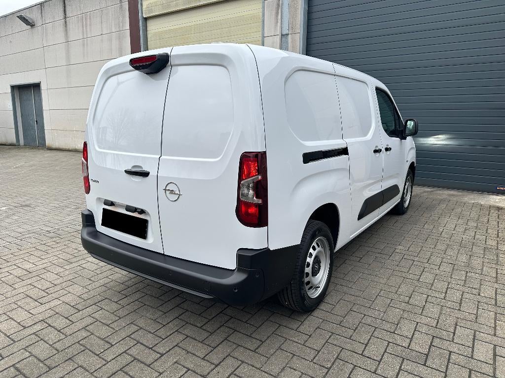 Opel Combo L2H1 Automatic 130HP | Louer 607 €/m | Carplay, Autos, Achat, Détection des panneaux routiers, Euro 6, Entreprise
