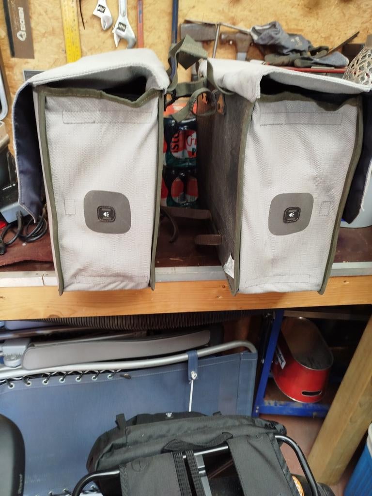 Dubbele fietstas, Vélos & Vélomoteurs, Accessoires vélo | Sacoches, Enlèvement