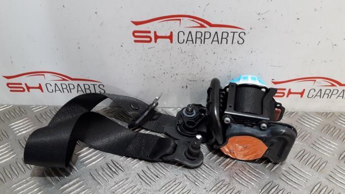 Veiligheidsgordel links-voor van een Mercedes B-Klasse, Auto-onderdelen, Interieur en Bekleding, Gebruikt, -, Ophalen of Verzenden