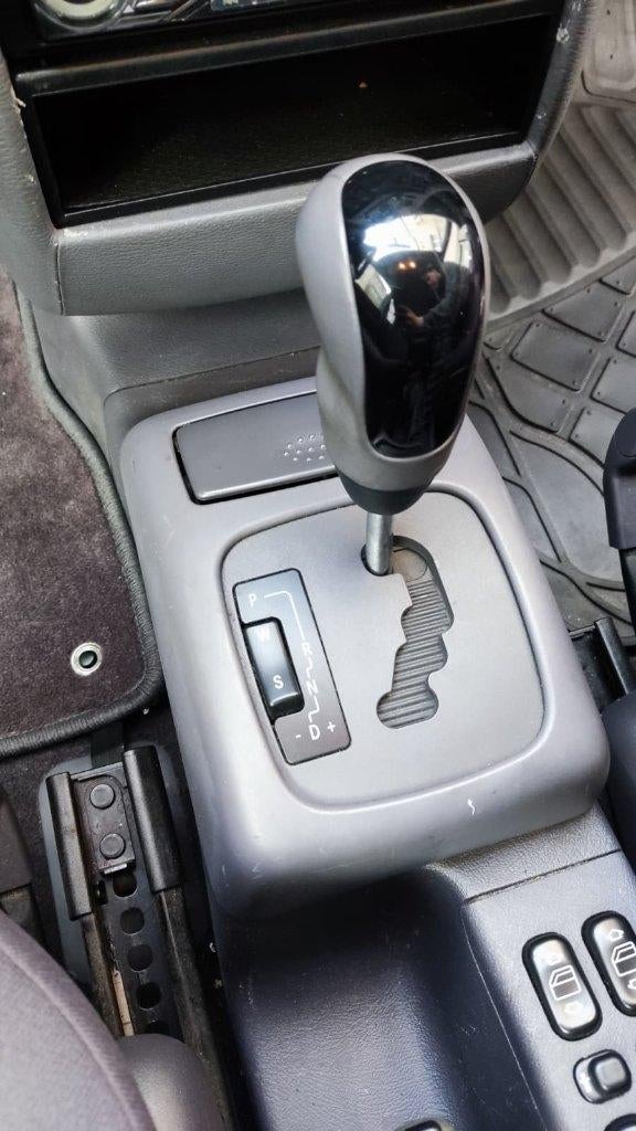 Mercedes A160 automatiek 1.6 benzine, Auto's, Mercedes-Benz, 75 kW, Stof, Zwart, 4 cilinders