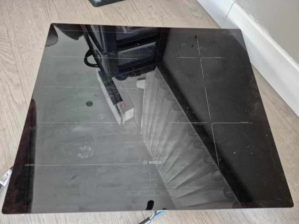 Bosch inductiekookplaat Serie 6 (PXE611BB1E) 250€, Elektronische apparatuur, Kookplaten, Ophalen