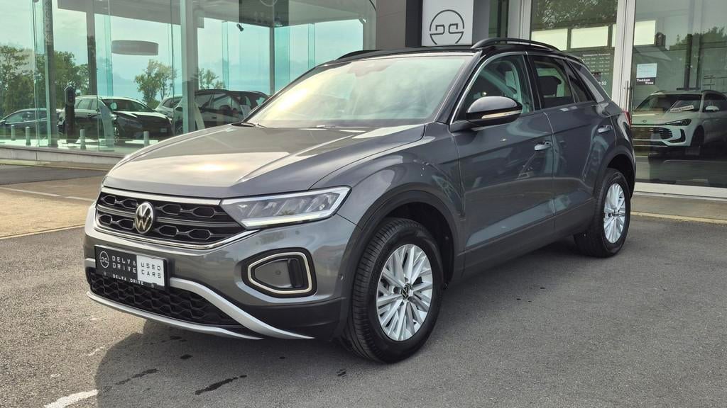 Volkswagen T-Roc 1.5 TSI 150 DSG LIFE, Auto's, Volkswagen, Stof, 4 cilinders, Bedrijf, 5 zetels
