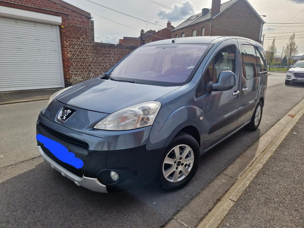 Peugeot partner tepee 5 places clim 2010 distribution neuve, Auto's, Diesel, Particulier, Partner Tepee, Te koop