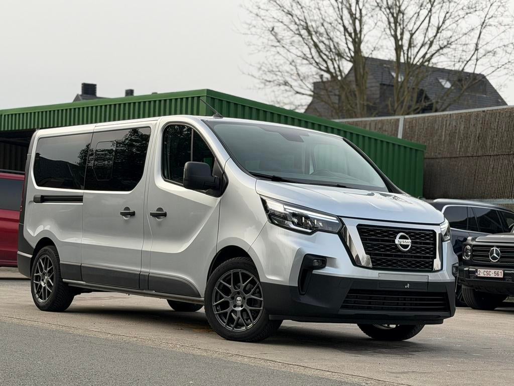 Nissan Primaster 2.0 D-Long-9plaatsen-2023-15000km-Automaat, Auto's, Nissan, Automaat, Euro 6, Bedrijf, Diesel