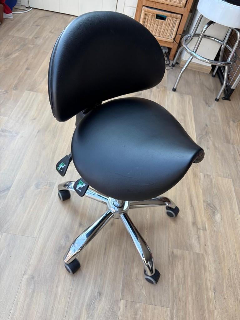 Zadelkruk met leuning ergonomisch, Ophalen, Ergonomisch, Zo goed als nieuw