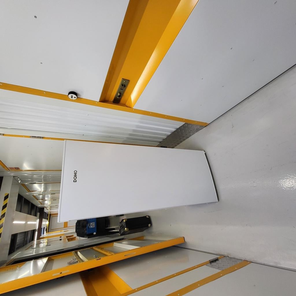 Diepvries met wieltjes vanachter, Elektronische apparatuur, Ophalen