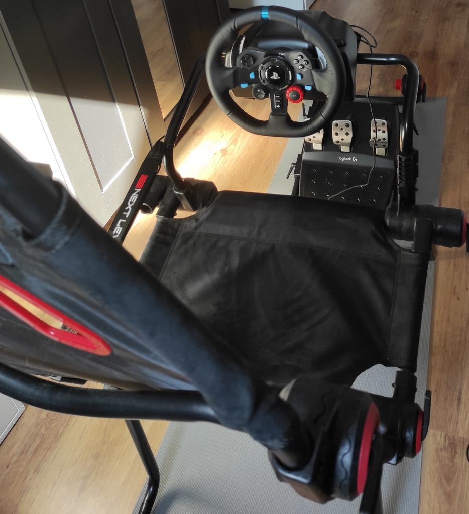 Logitech G29 stuur + pedalen +Next Level Racing, Ophalen, Gebruikt