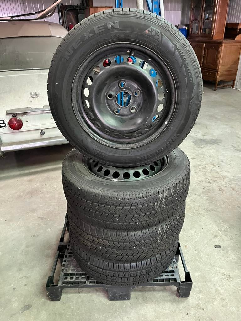 Winterbanden Volkswagen Transporter – 205/65 R16C op velg, Enlèvement, Pneus hiver, Jante(s)