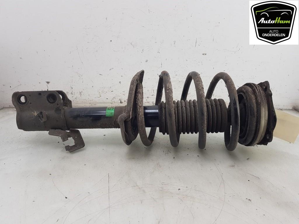 AMORTISSEUR OU ABSORBEUR DE CHOC AVANT DROIT Leaf (ZE1), Germany@nissan-services.eu, Kronenweg 38
50389  Wesseling, DE, Utilisé