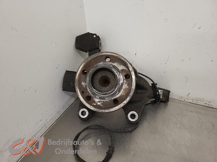 Fusee links-voor van een Mercedes V-Klasse, Auto-onderdelen, Gebruikt, -, Ophalen of Verzenden, -