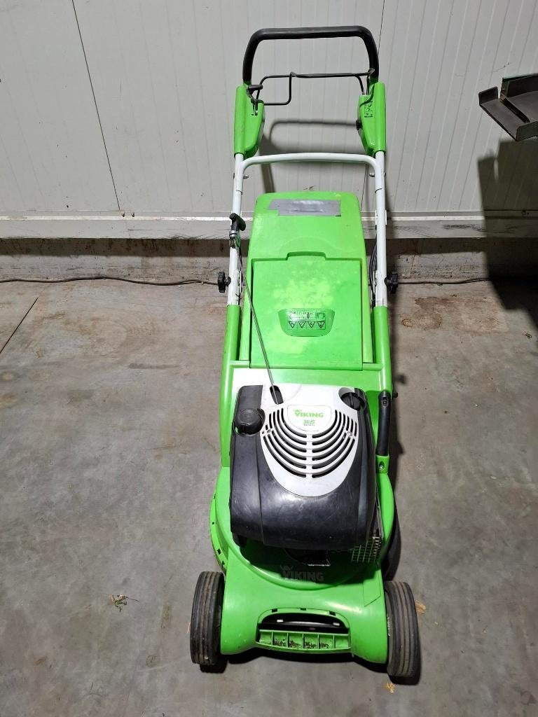VIKING ( STIHL) met 5pk B&S motor elektrisch gestart, Tuin en Terras, Ophalen, Cirkelmaaier, Gebruikt, Benzine-grasmaaier