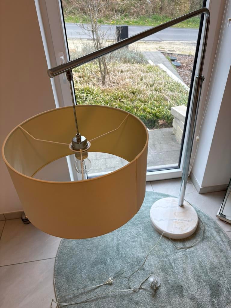 Moderne booglamp / arc vloerlamp met stoffen kap, Huis en Inrichting, Lampen | Vloerlampen, Ophalen, Zo goed als nieuw, 150 tot 200 cm