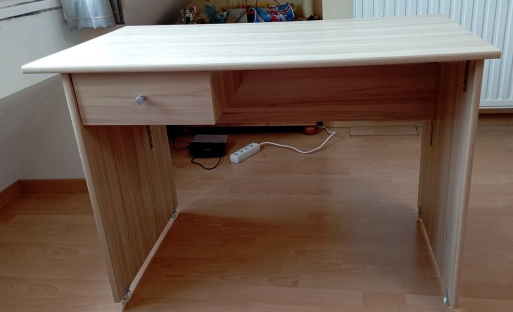 Bureau pour enfant avec roulettes, Maison & Meubles, Enlèvement, Bois