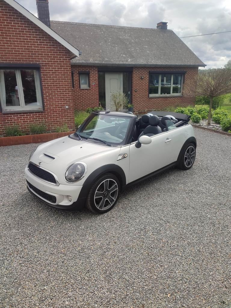 Mini cabrio 2.0 diesel 136cv cooper SD 2012, Auto's, Mini, 100 kW, Zwart, 4 cilinders, Cabriolet