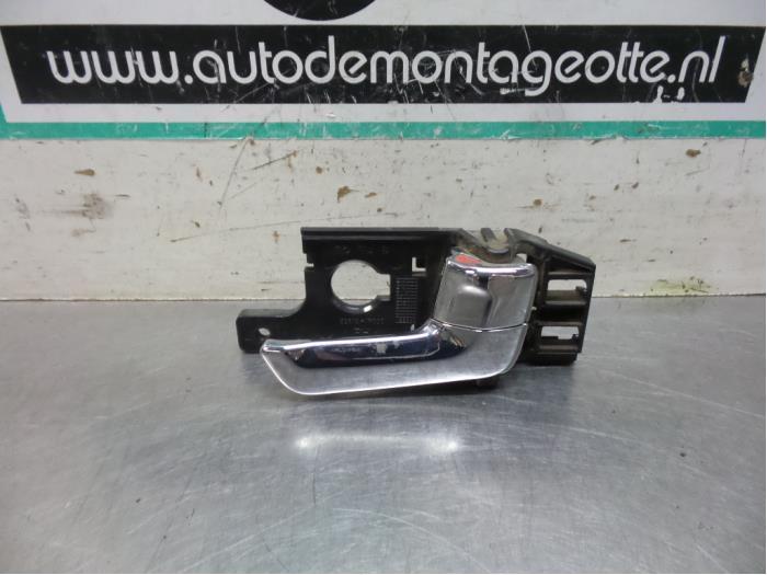 Poignée portière 4portes arrière droite d'un Kia Sportage, Kia, -, Utilisé, -