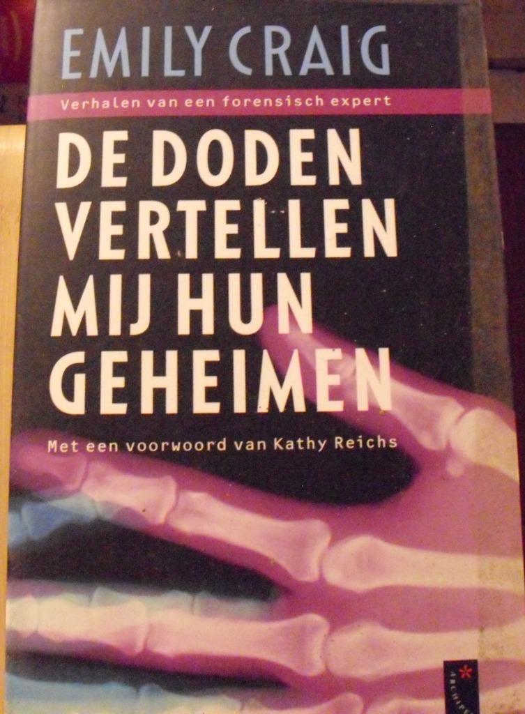 De Doden Vertellen Mij Hun Geheimen, Emily Craig, Verzenden, Zo goed als nieuw