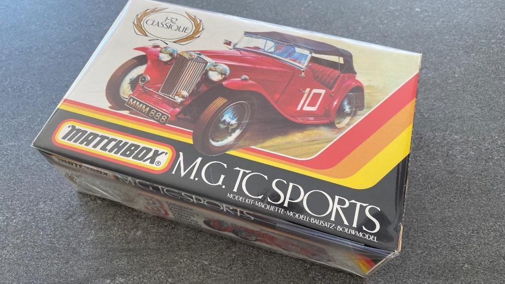 MATCHBOX 1:32 (Kit de montage) MG-TC, Hobby & Loisirs créatifs, Voitures miniatures | 1:32, Enlèvement ou Envoi, Neuf, Voiture