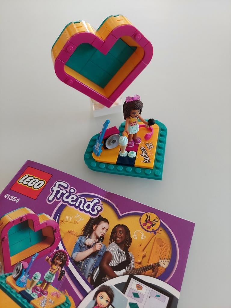 LEGO Friends Andrea's Hartvormige Doos - 41354, Kinderen en Baby's, Speelgoed | Duplo en Lego, Zo goed als nieuw, Lego, Complete set
