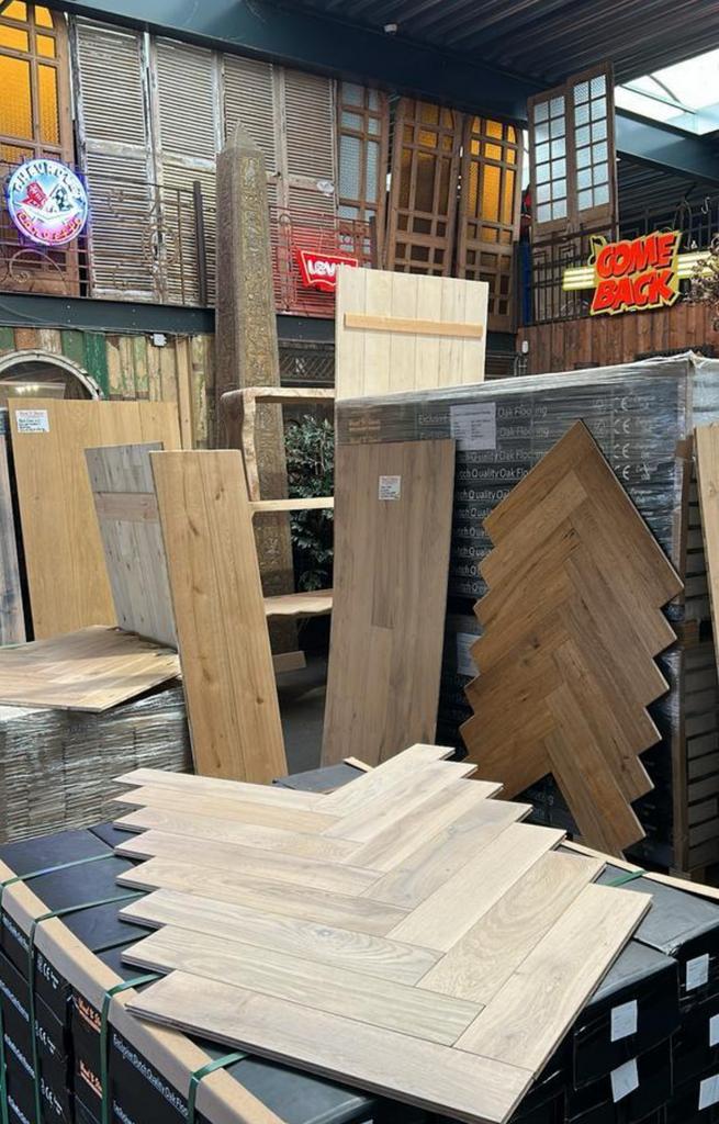 Houten vloeren visgraat parket hongaarse punt Versailles, Ophalen of Verzenden, Zo goed als nieuw