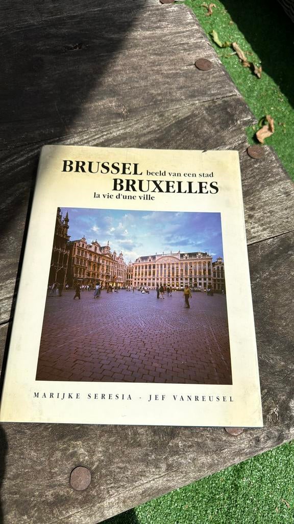 Bruxelles Bruxelles, Enlèvement, Comme neuf