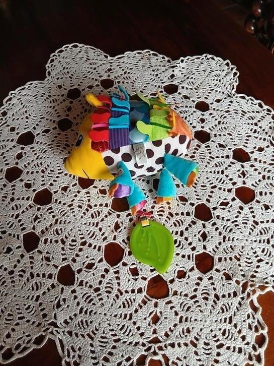 veelkleurig baby knuffeltje speeltje  -egel, Ophalen of Verzenden, Zo goed als nieuw