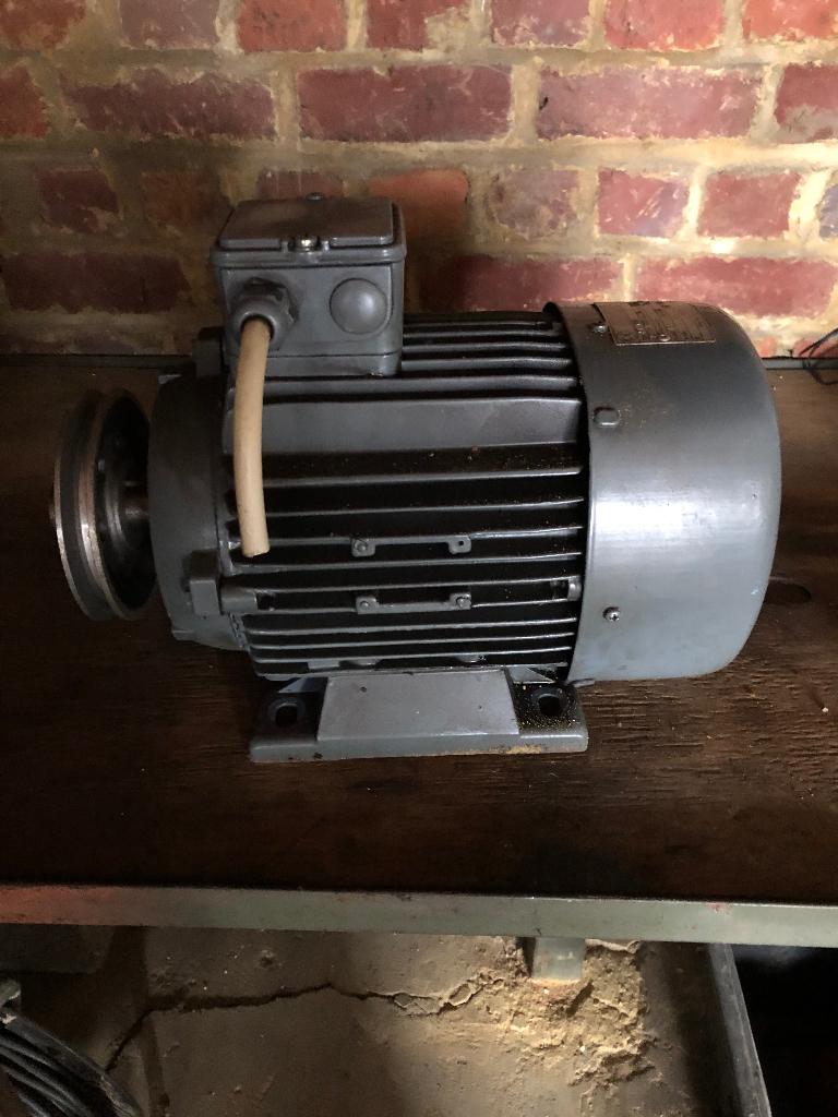 Elektromotor Brown, Ophalen, Gebruikt, Elektromotor, 1800 rpm of meer